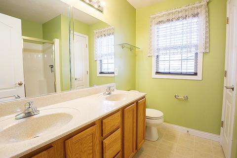 1901 Saltonstall Dr, Normal, IL 61761 photo 24
