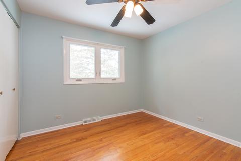 821 Forest Ct, Bartlett, IL 60103 photo 17