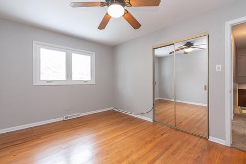 821 Forest Ct, Bartlett, IL 60103 photo 15