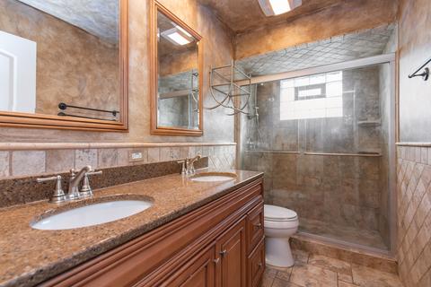 821 Forest Ct, Bartlett, IL 60103 photo 18