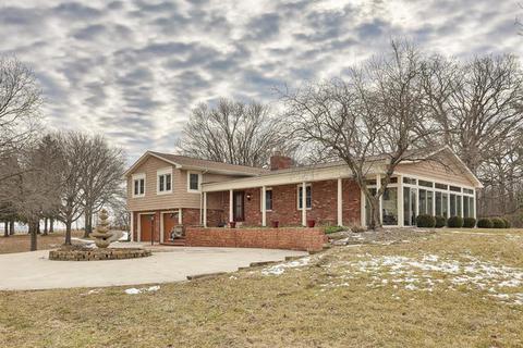 2423 County Road 700 E, Dewey, IL 61840 photo 3