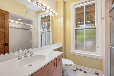 932 Hinman Ave, Evanston, IL 60202 photo 13