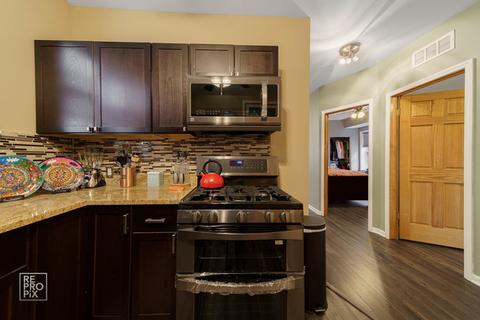 6331 S Keating Ave, Chicago, IL 60629 photo 9