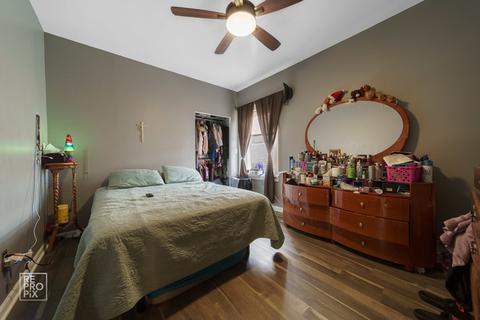 6331 S Keating Ave, Chicago, IL 60629 photo 14