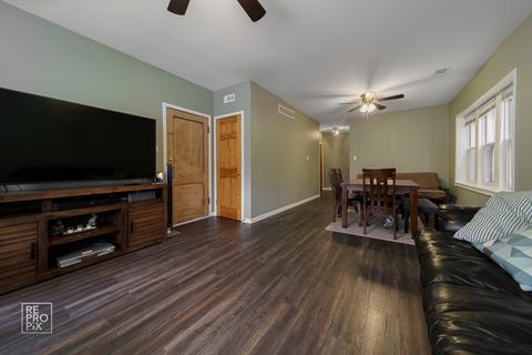 6331 S Keating Ave, Chicago, IL 60629 photo 3