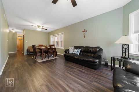 6331 S Keating Ave, Chicago, IL 60629 photo 2