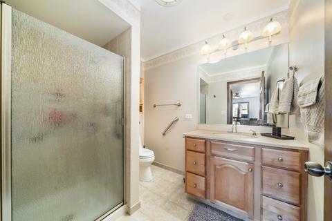 600 Saddle Ln, Aurora, IL 60505 photo 16