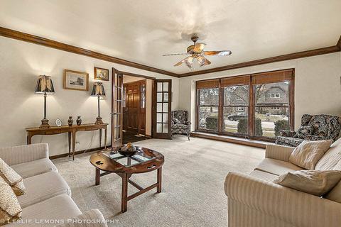 1405 E Gartner Rd, Naperville, IL 60540 photo 4