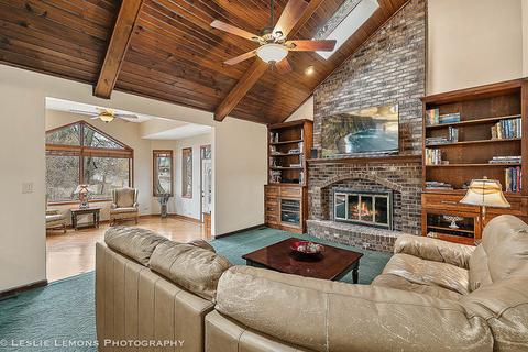 1405 E Gartner Rd, Naperville, IL 60540 photo 9
