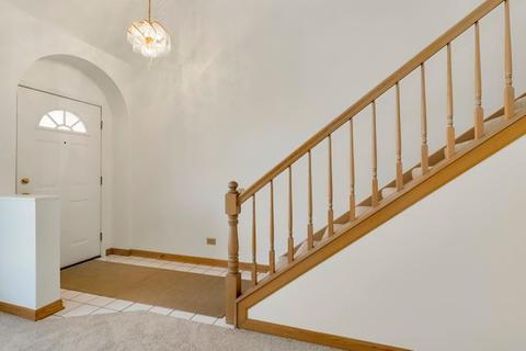 1529 Diamond Dr, Hoffman Estates, IL 60192 photo 8