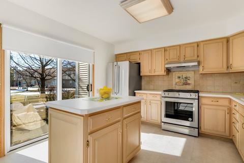 1529 Diamond Dr, Hoffman Estates, IL 60192 photo 13