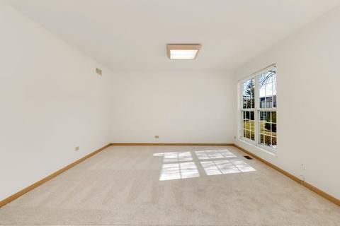 1529 Diamond Dr, Hoffman Estates, IL 60192 photo 18