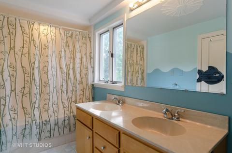 1027 Judson Ave, Evanston, IL 60202 photo 22