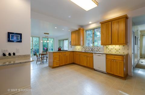 1027 Judson Ave, Evanston, IL 60202 photo 12