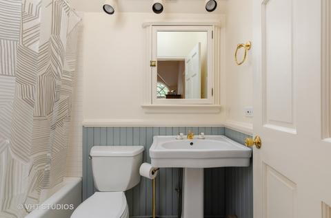 1027 Judson Ave, Evanston, IL 60202 photo 19
