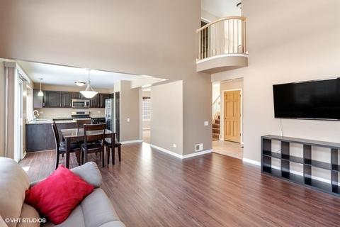 518 Ivory Ln, Bartlett, IL 60103 photo 5