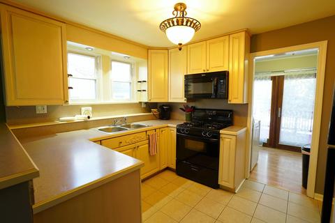 3109 1st St, Algonquin, IL 60102 photo 6