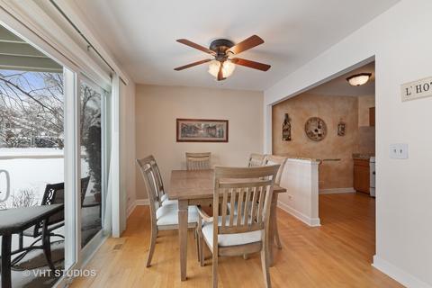 1410 Aldgate Ct #A1, Wheeling, IL 60090 photo 2