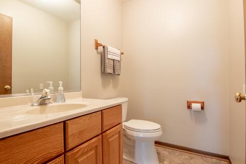 5936 Bentley Ave, Willowbrook, IL 60527 photo 13