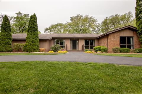 5936 Bentley Ave, Willowbrook, IL 60527 photo 3