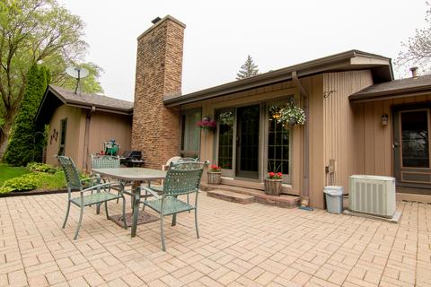 5936 Bentley Ave, Willowbrook, IL 60527 photo 15