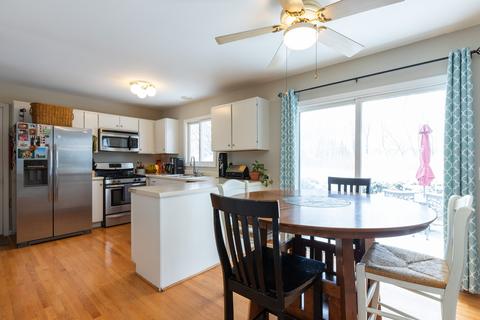 6405 Plainview Rd, Gurnee, IL 60031 photo 3