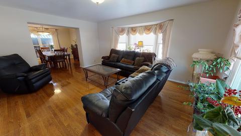 337 Windsor Dr, Bartlett, IL 60103 photo 3