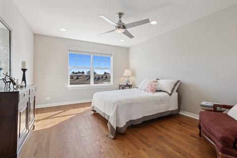 1921 Dauntless Dr, Glenview, IL 60026 photo 19
