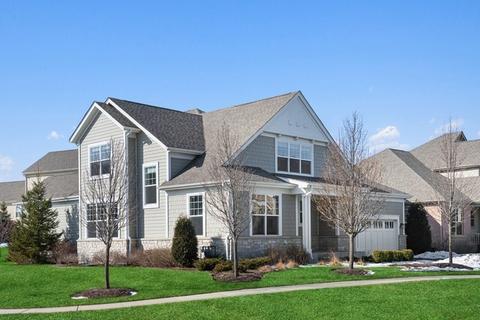 1921 Dauntless Dr, Glenview, IL 60026 photo 2