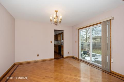 213 Deerhaven Dr, Minooka, IL 60447 photo 5
