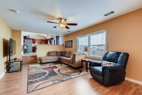 6907 Great Falls Dr, Plainfield, IL 60586 photo 3