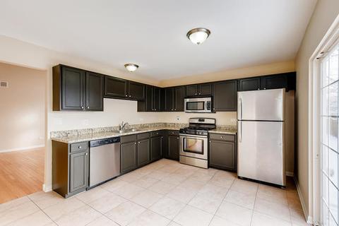 7220 Courtwright Dr, Plainfield, IL 60586 photo 5