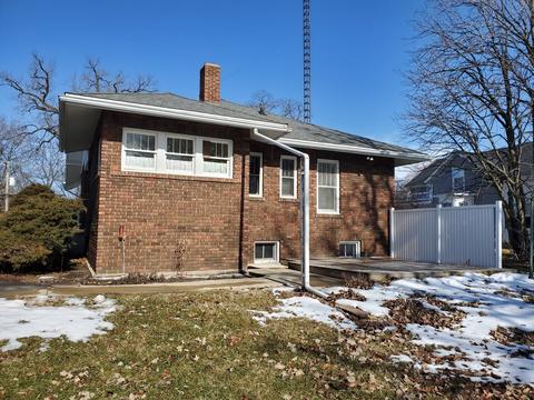 641 E Main St, Amboy, IL 61310 photo 4