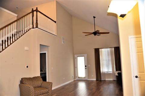 1014 Broadmoor Dr, Elgin, IL 60124 photo 38