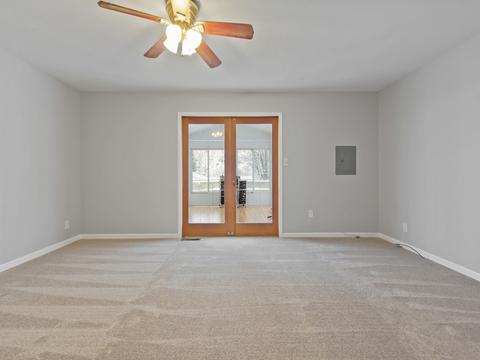 311 E Dooley St, Downs, IL 61736 photo 21