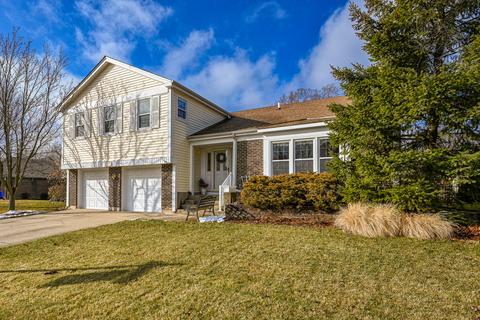1555 Jasper Dr, Wheaton, IL 60189 photo 3