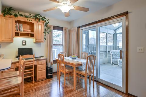 1555 Jasper Dr, Wheaton, IL 60189 photo 13