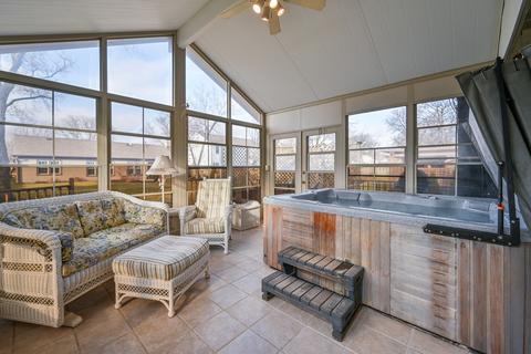 1555 Jasper Dr, Wheaton, IL 60189 photo 29