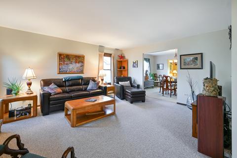 1555 Jasper Dr, Wheaton, IL 60189 photo 15
