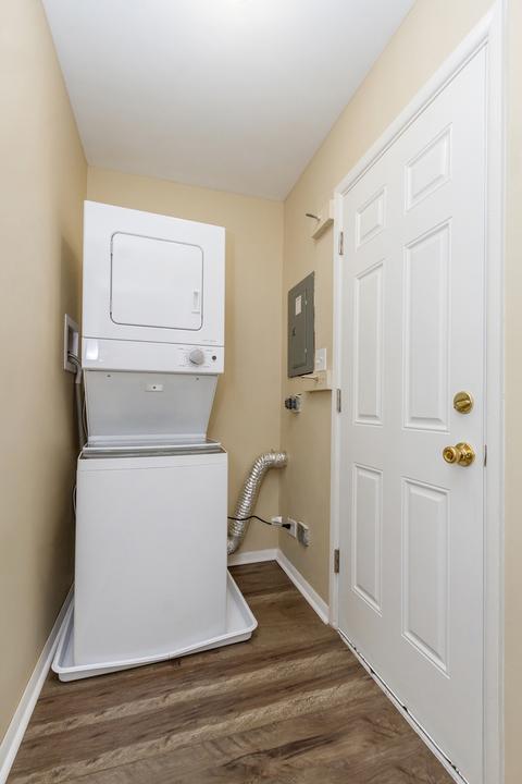 778 Parkway Ave, Elgin, IL 60120 photo 14