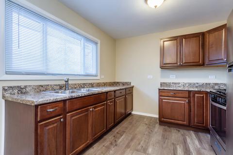 778 Parkway Ave, Elgin, IL 60120 photo 7