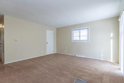 778 Parkway Ave, Elgin, IL 60120 photo 3