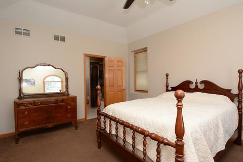 4 N650 Mountain Ash Dr, Wayne, IL 60184 photo 23
