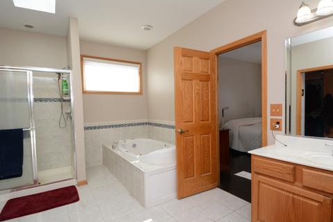 4 N650 Mountain Ash Dr, Wayne, IL 60184 photo 20
