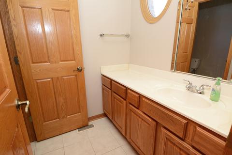 4 N650 Mountain Ash Dr, Wayne, IL 60184 photo 22