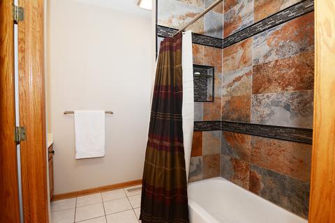 4 N650 Mountain Ash Dr, Wayne, IL 60184 photo 25
