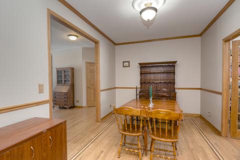 4 N650 Mountain Ash Dr, Wayne, IL 60184 photo 8