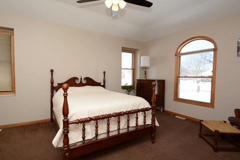 4 N650 Mountain Ash Dr, Wayne, IL 60184 photo 24