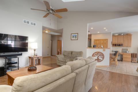 4 N650 Mountain Ash Dr, Wayne, IL 60184 photo 16