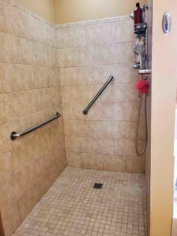 231 Pine St, Beecher, IL 60401 photo 8